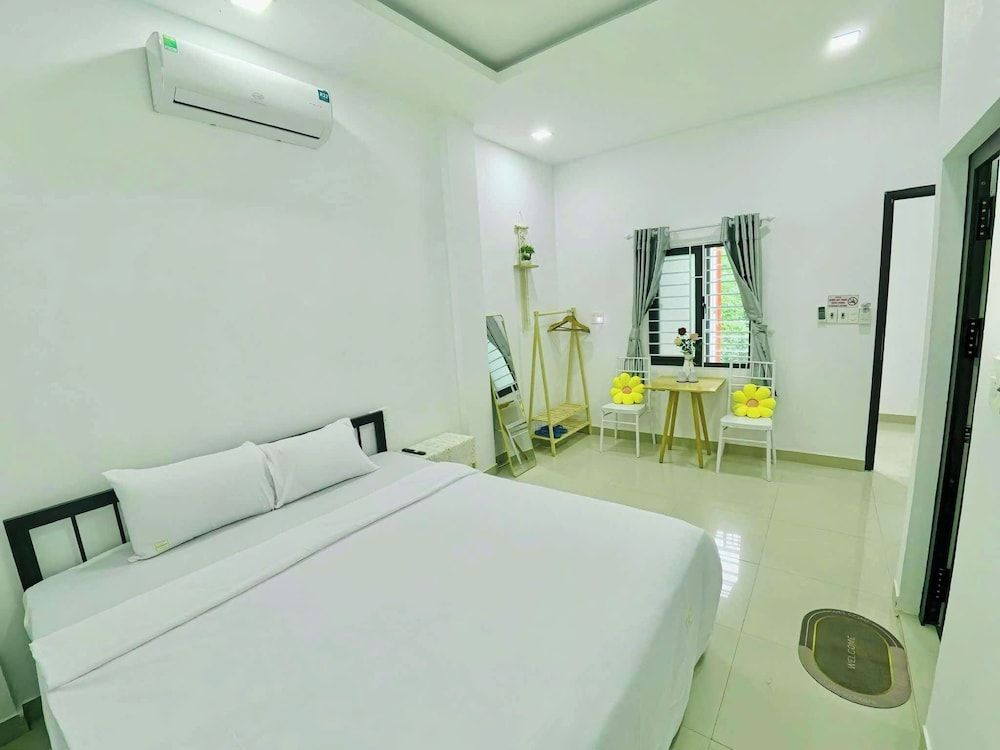 Standard Double Room, Patio, City View