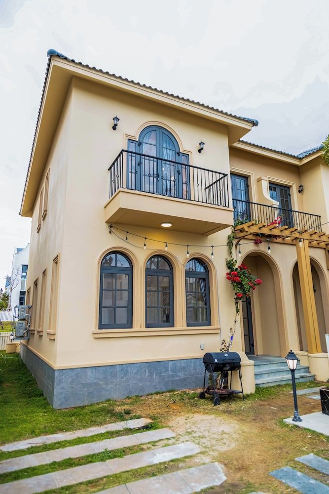 Luxury Villa, 3 Bedrooms, Garden View
