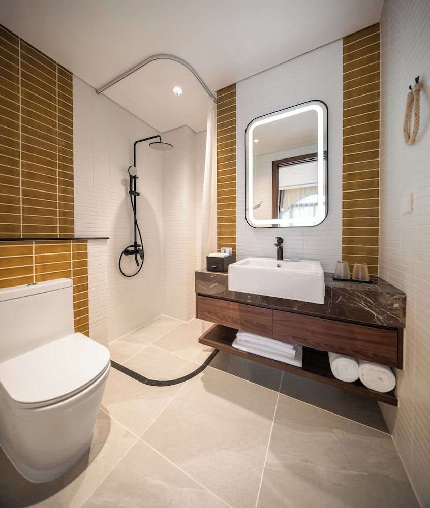 Lasong Hotel & Villas Sam Son By The Unlimited Collection Deluxe Room, Sea View 4