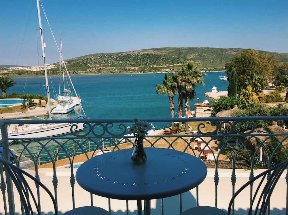 Port Alacati Hotel Standard Double Room, Sea View 9