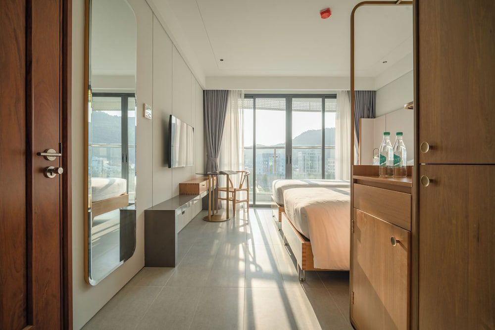 A'Dor Hotel & Spa Deluxe Room, Multiple Beds, Balcony, City View 10