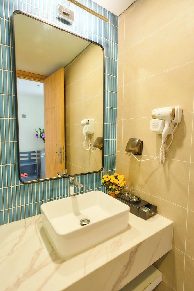 Hotel Sea View Deluxe Studio Suite, 1 Bedroom, Non Smoking, Beach View 17