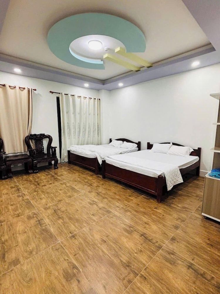 MOTEL DONG KHOI Deluxe Quadruple Room (2nd Floor) 4