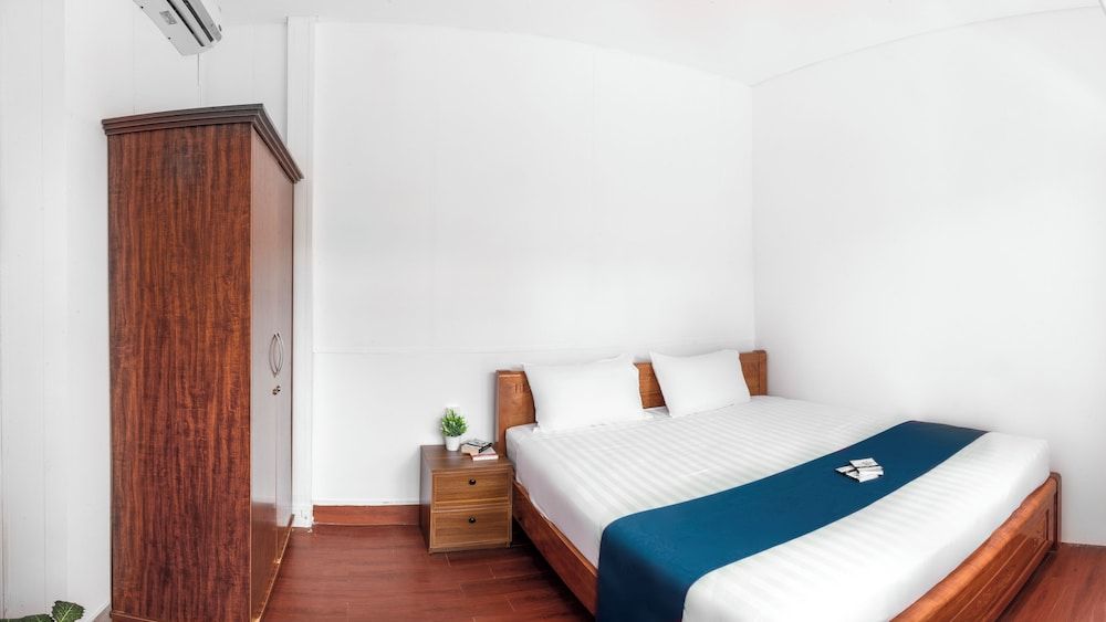 Standard Double Room, 1 King Bed, City View