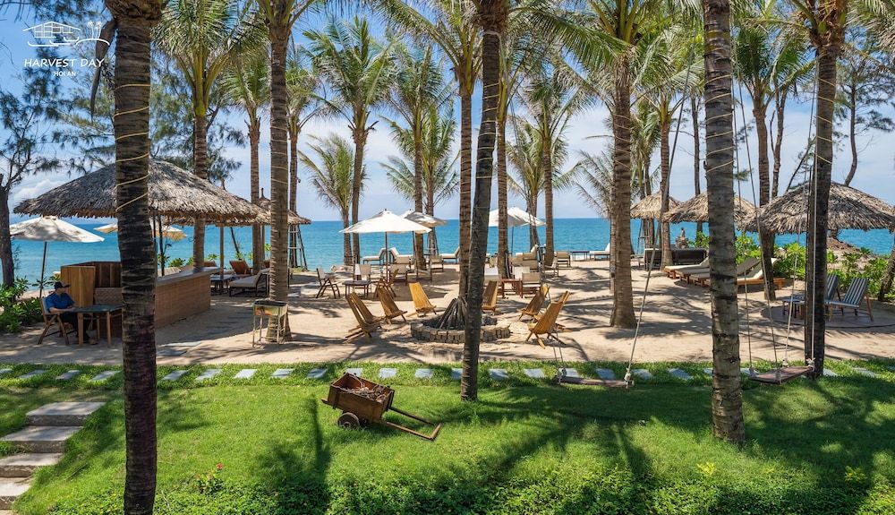 Harvest Day Hoi An Family Room, Courtyard View 8