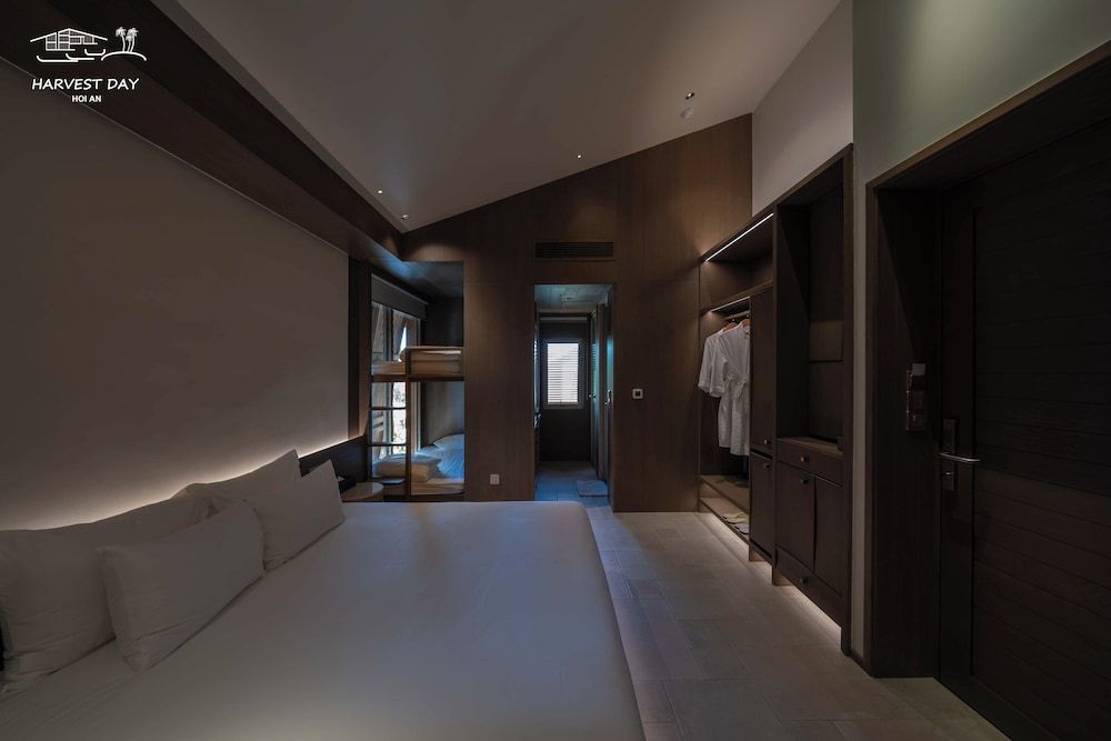 Harvest Day Hoi An Family Room, Courtyard View 2