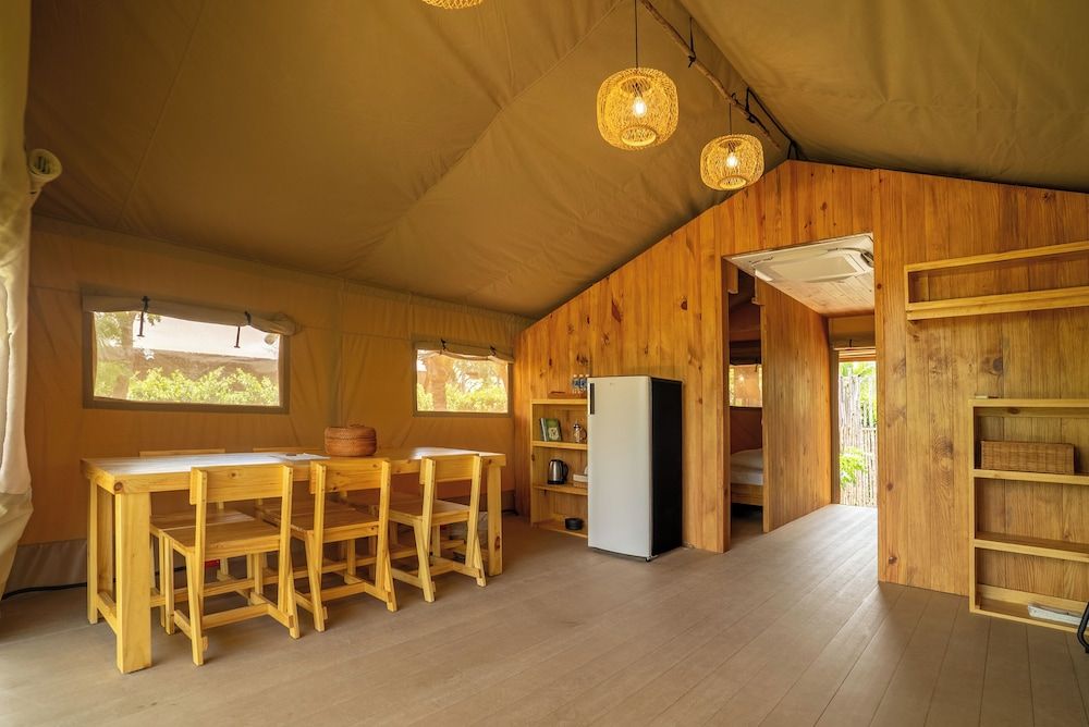 WoCAL Resort Ke Ga Peaceful Tent 9