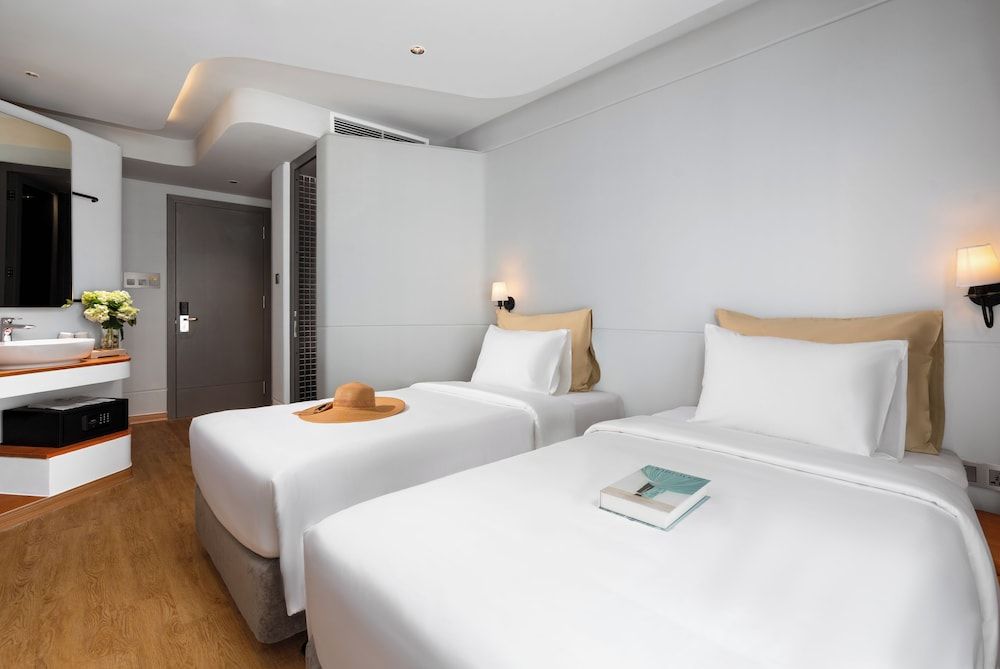 Deluxe Double or Twin Room, City View