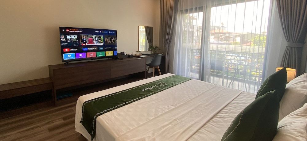 X Hotel Thai Nguyen Deluxe Double Room 4