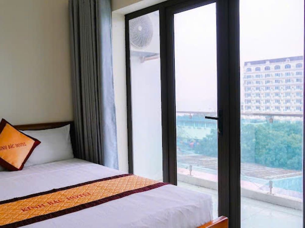 Kinh Bac Hotel Hai Tien Deluxe Double Room, 2 Queen Beds, Sea View 5