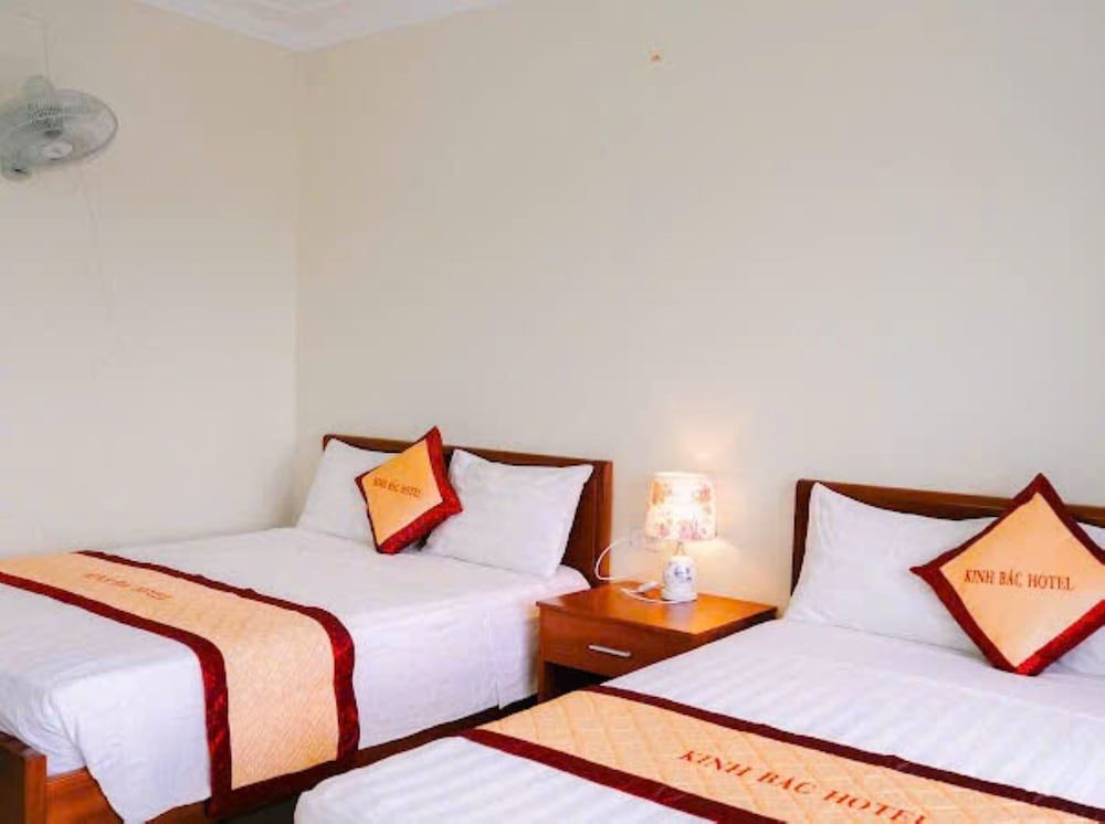 Kinh Bac Hotel Hai Tien Deluxe Twin Room, 2 Queen Beds, City View 4