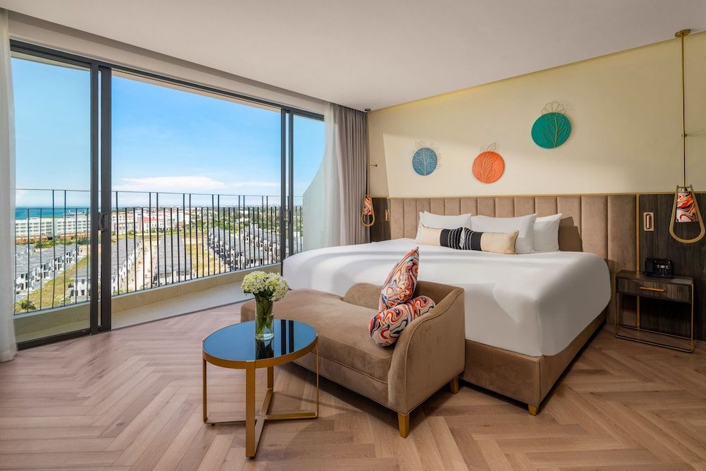 Hoi An Royal Beachfront Resort & Villas Premium King Room 10