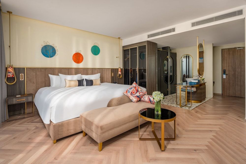 Hoi An Royal Beachfront Resort & Villas Premium King Room 5