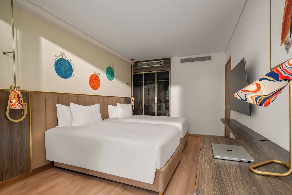 Oceanfront 3-Bedroom Grand Suite