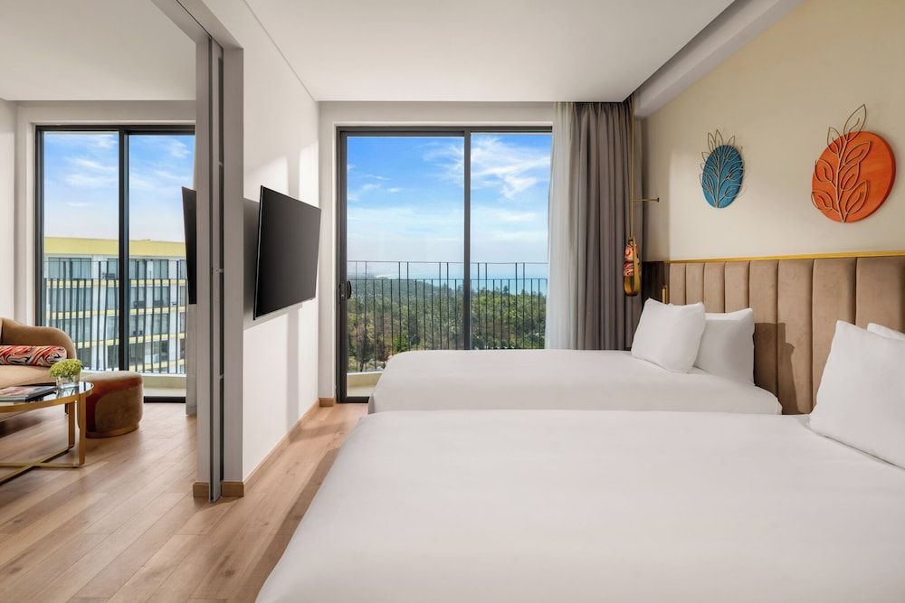 Hoi An Royal Beachfront Resort & Villas Oceanview 2-Bedroom Luxury Suite 4