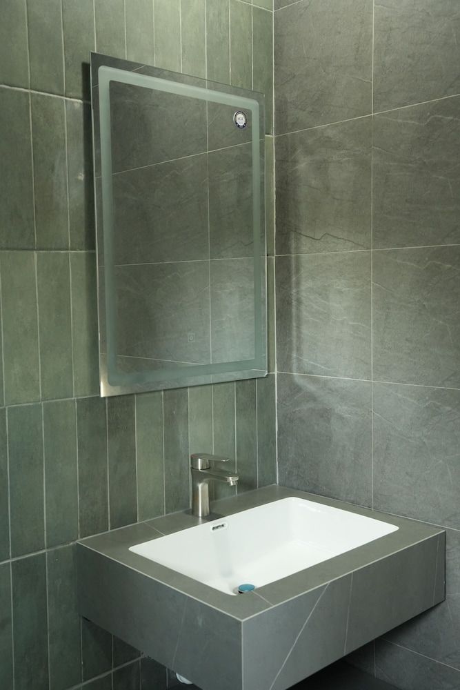 NUBA Homestay and Coffee Buon Ma Thuot Deluxe Double Room, Garden View 11