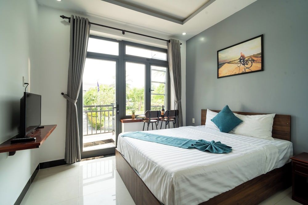 Mai Villa Hoian Deluxe Double Room, 1 Queen Bed, Balcony, City View 6