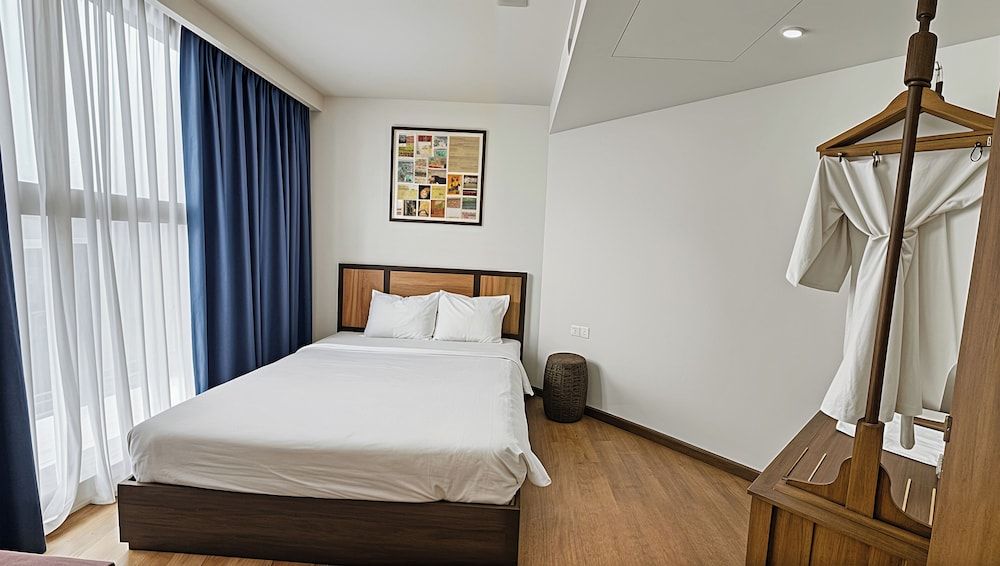 Luxury Apartment, 2 Bedrooms, Balcony, Desert View