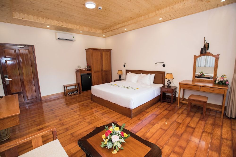 Phi Yen Eco Resort Deluxe Double Room, Pool View 5