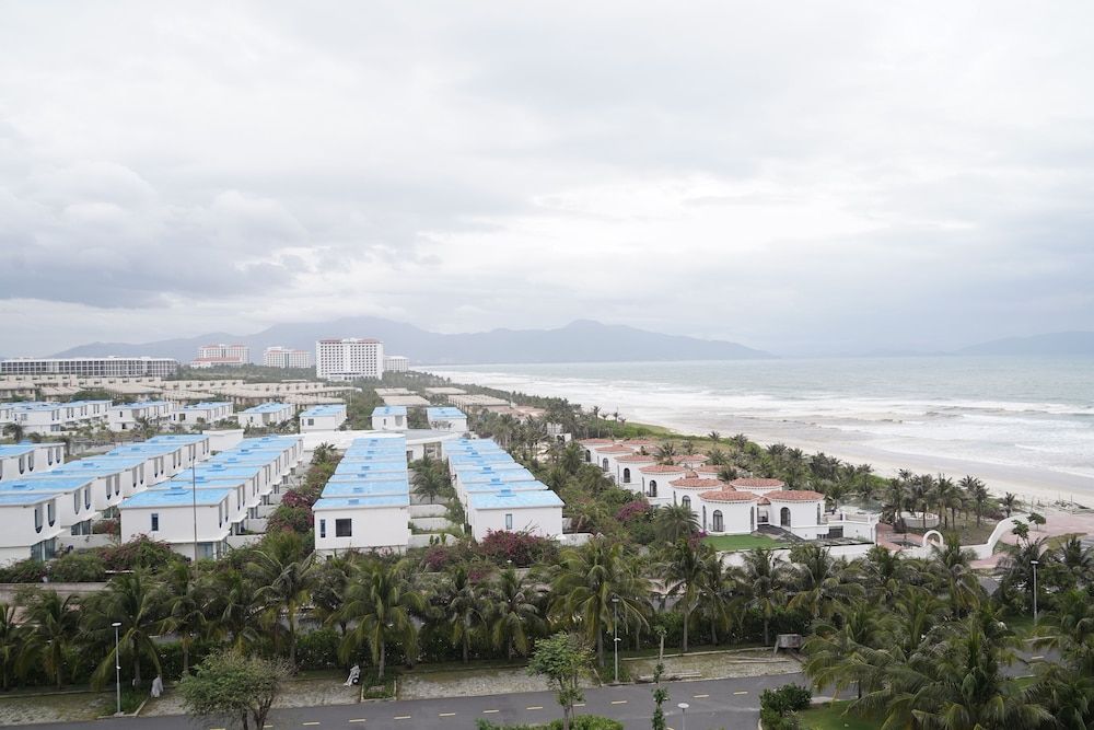 The Lagoon Cam Ranh-Your Perfect Getaway Family Suite, Balcony, Sea View 13