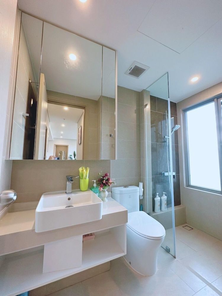 Uyen's Homestay - The Song Vung Tau Deluxe Apartment, 3 Bedrooms, Ocean View 16