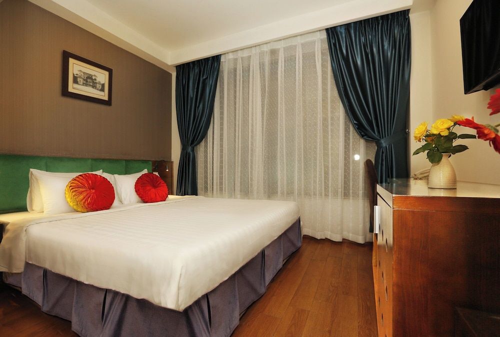 Deluxe Double or Twin Room