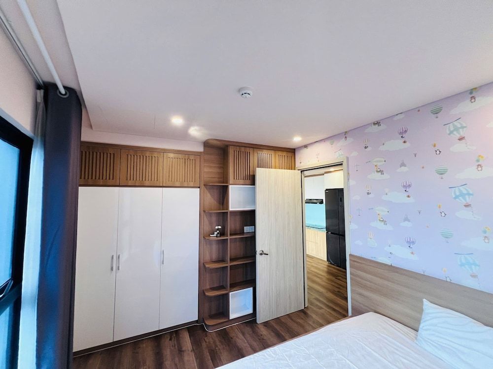 OceanSky Suites - Gold Coast Tower Grand Apartment, Beach View 4