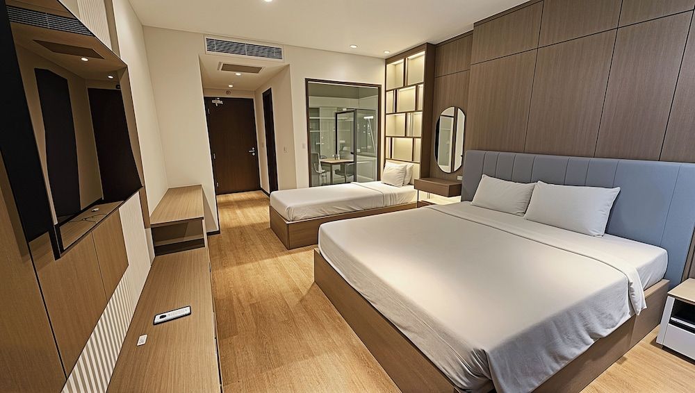 Golden Sands Bayfront Mũi Né