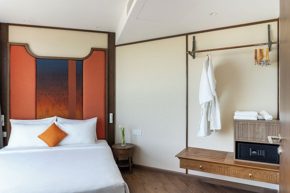 Golden Sands Bayfront Mũi Né Apartment, 2 Bedrooms, Balcony, Beach View