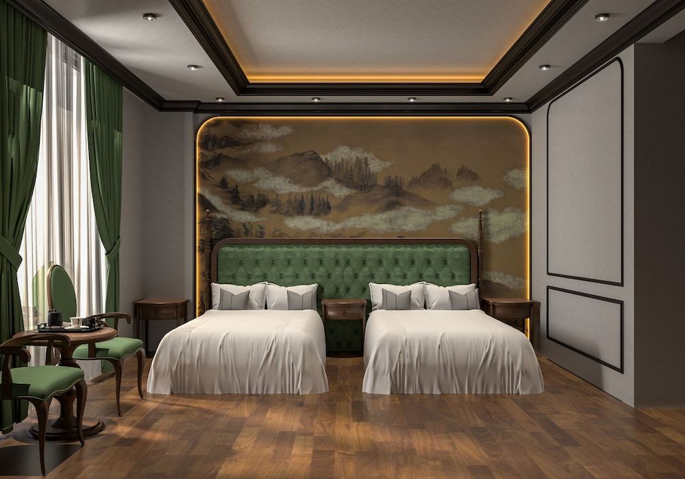 Luxury Place Hotel