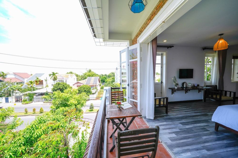 Ancient Garden Boutique Hoi An Deluxe Double Room, Garden View 14