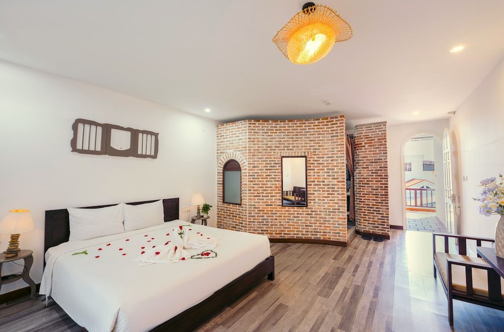 Ancient Garden Boutique Hoi An Deluxe Double Room, Garden View 5