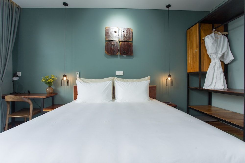 Premier Villa, 3 Bedrooms, Kitchen, Pool View