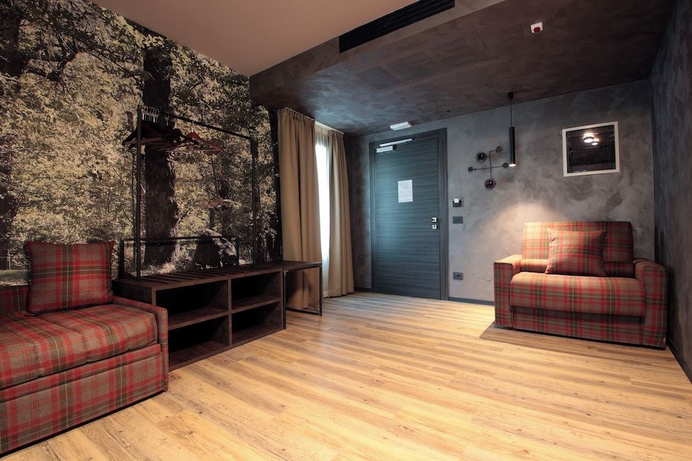 Crimea Wine Hotel Camera Tripla Superior con Balcone 7