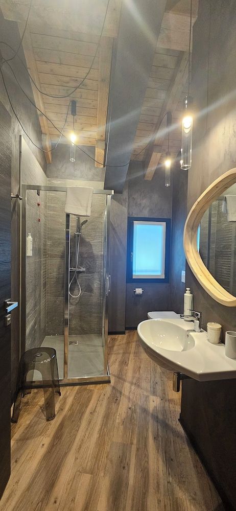 Crimea Wine Hotel Camera Doppia Mansardata 6