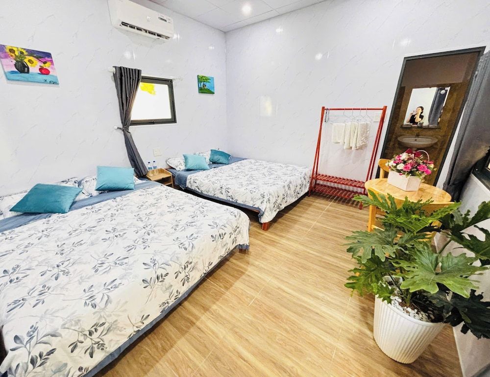 Luxury Double Room, 2 Double Beds, Garden View