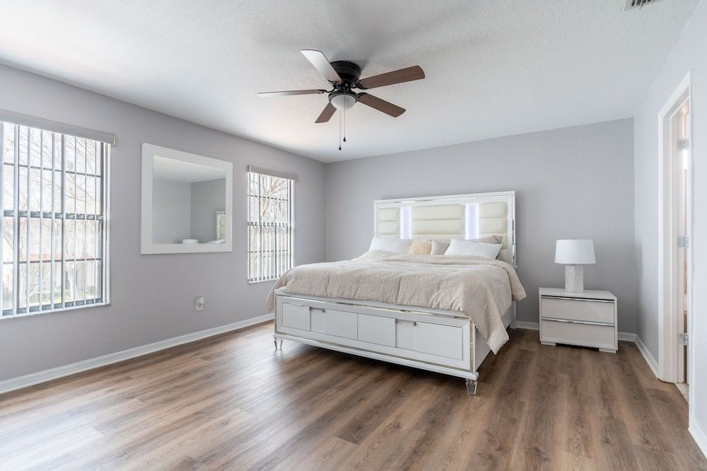 House, 4 Bedrooms