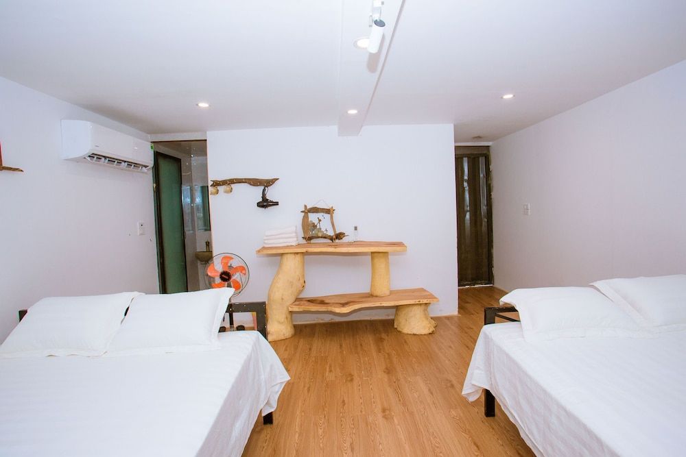 A Little Leaf Homestay Family Room, Balcony, River View 4