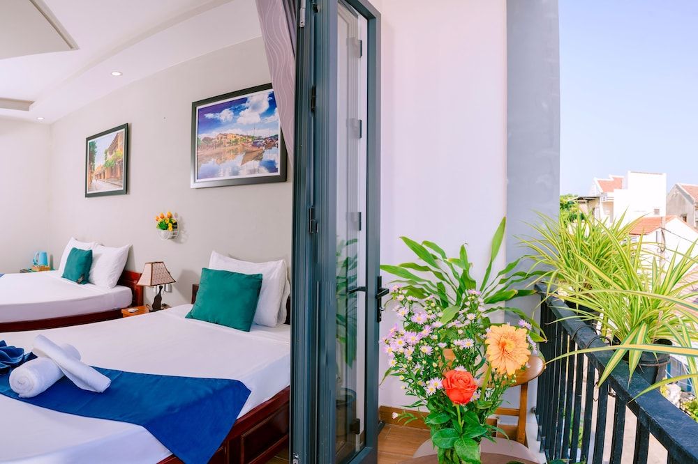 Vinh Khang Homestay Deluxe Triple Room 8