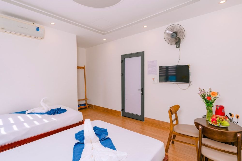 Vinh Khang Homestay Deluxe Triple Room 2