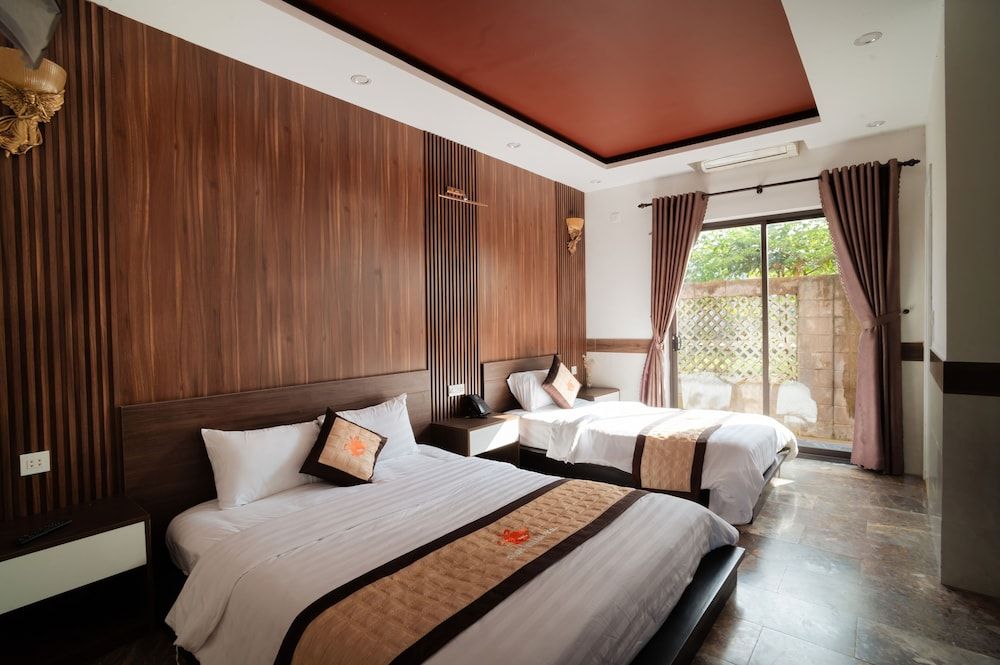 Citrus Village Villa Family Triple Room, Balcony, Garden View 4