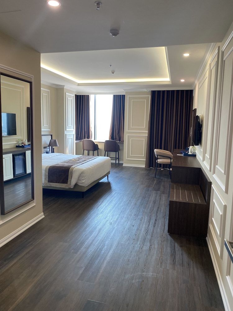 Riverside Hotel Ha Nam Deluxe Double or Twin Room 14