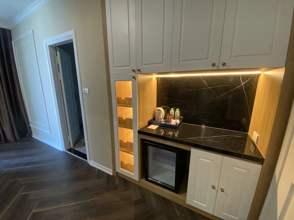 Riverside Hotel Ha Nam Premium Double Room, 1 King Bed 3