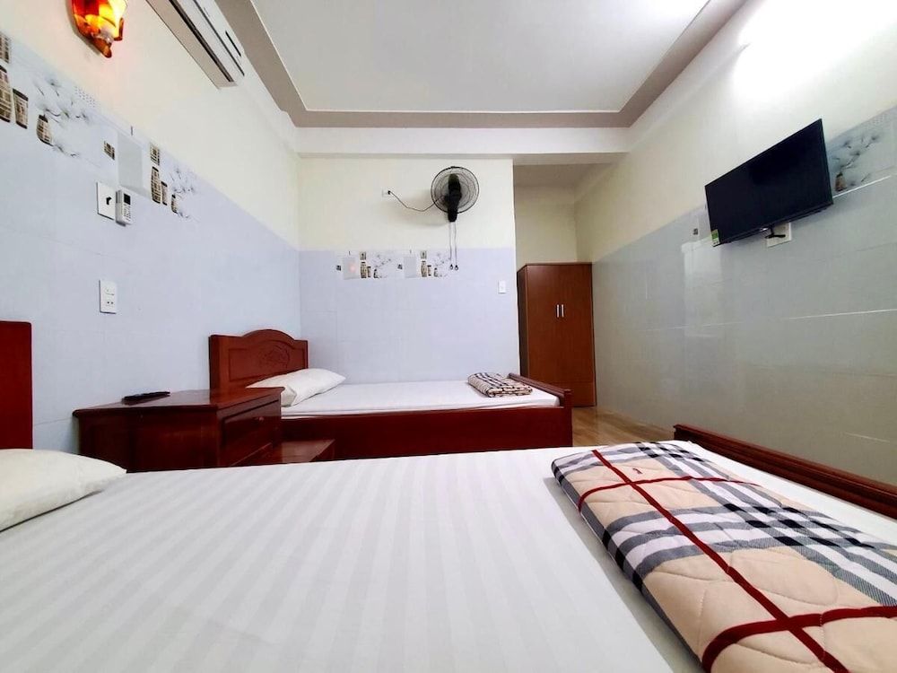 Thanh Duy Hotel Deluxe Double Room 6