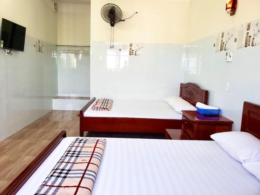 Thanh Duy Hotel Deluxe Double Room 4