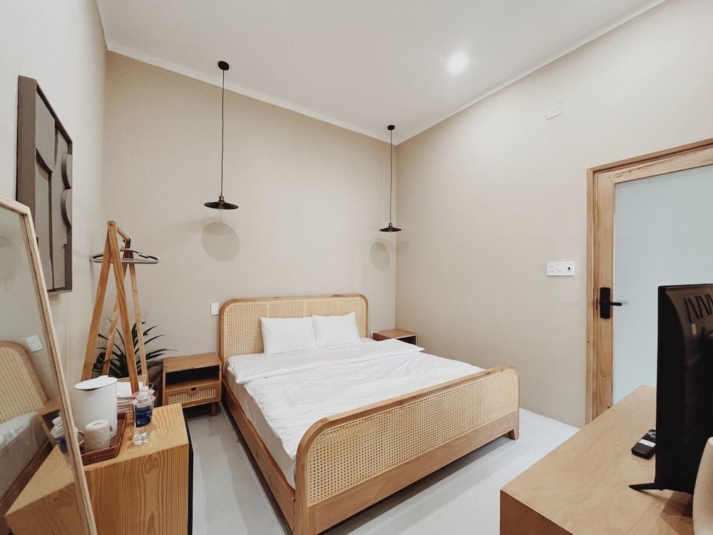 Xom House Bien Ho Basic Double Room 4