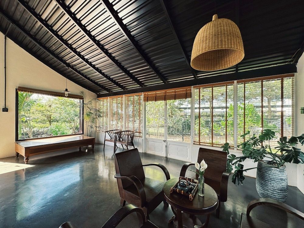 XOM Organic Farm Stay Design House 13