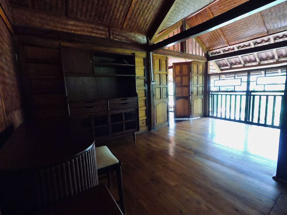 Thavill Retreat Hagiang Deluxe Double Room 7