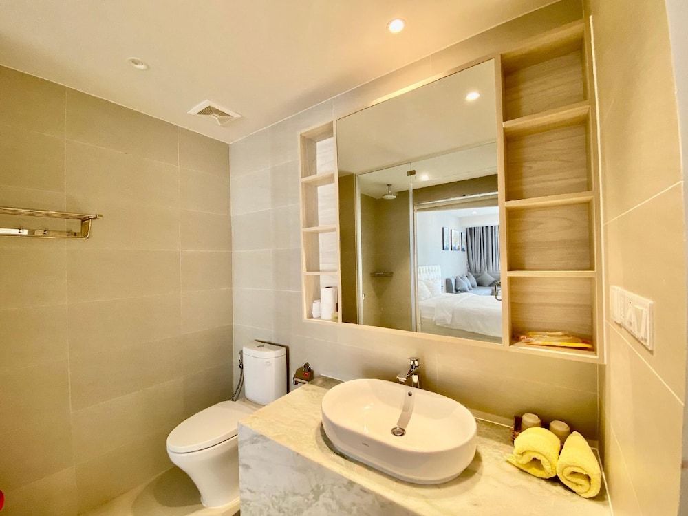 Wise Stay Gold Coast Apartment Superior Studio, 1 King Bed, Partial Sea View 19