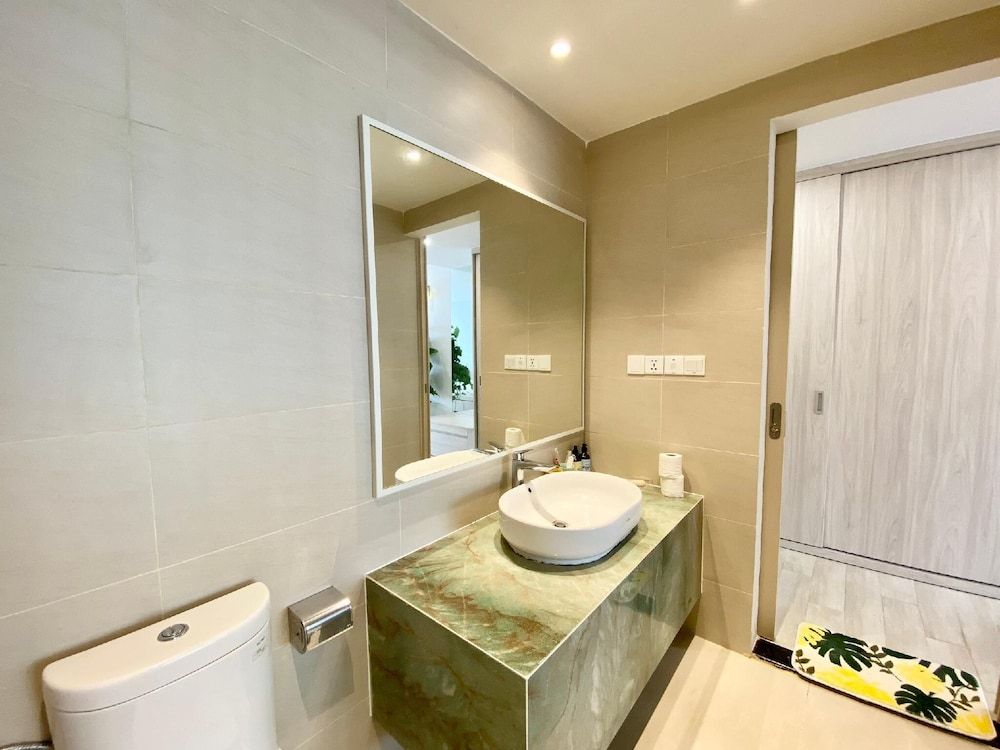 Wise Stay Gold Coast Apartment Superior Studio, 1 King Bed, Partial Sea View 18